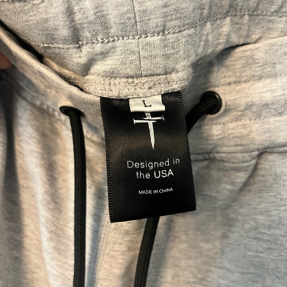 Youth/Boys Three Nails Gray Athletic Jogger Pants - Picture 4 of 4